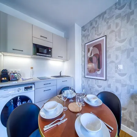 Le Spacieux 1 Apartment